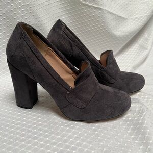 Chic Women's Black Heels